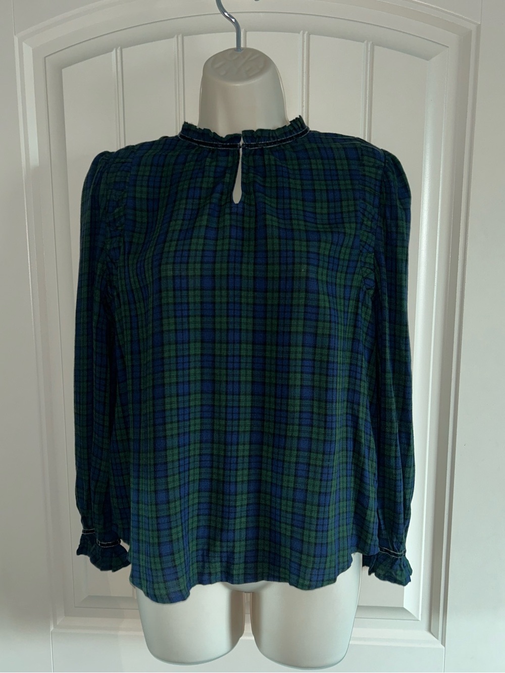 NWT Ann Taylor Women's Green & Navy Plaid Long-Sleeve Ruffled Neck Top Sz SP
